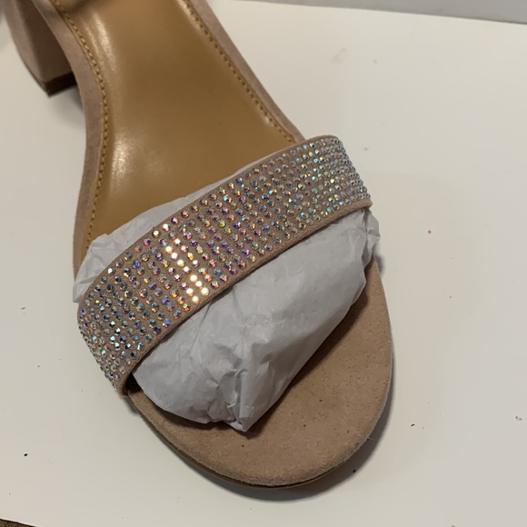 New in box candies brand chunky heel shoe - Picture 2 of 5